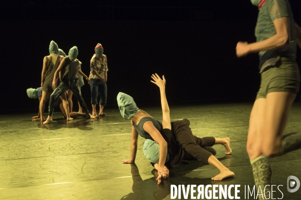 DISTANCES de Ashley Chen