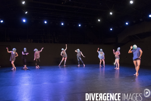 DISTANCES de Ashley Chen