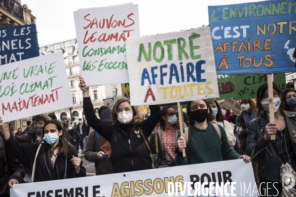 Marche pour une « vraie loi climat ».