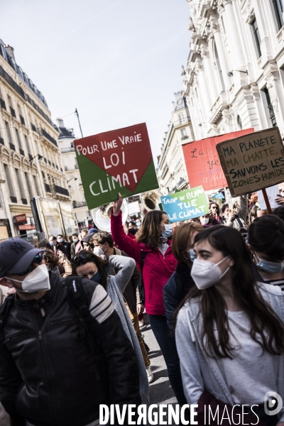 Marche pour une « vraie loi climat ».