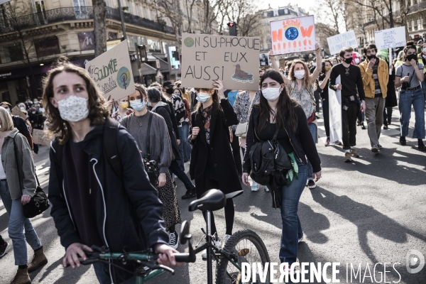 Marche pour une « vraie loi climat ».