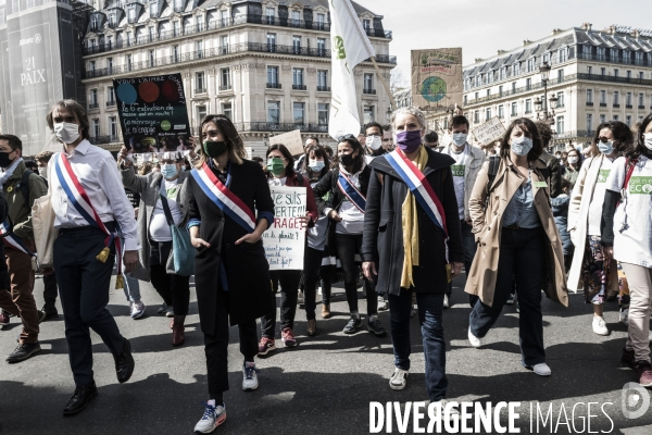 Marche pour une « vraie loi climat ».