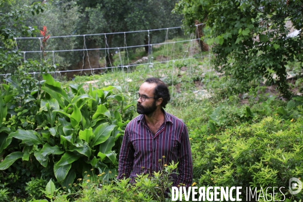 Breil sur Roya le 10/06/2020 Cedric Herrou agriculteur chez lui.