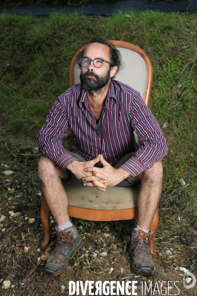 Breil sur Roya le 10/06/2020 Cedric Herrou agriculteur chez lui.