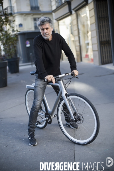 Portrait de marc simoncini, createur d angell.