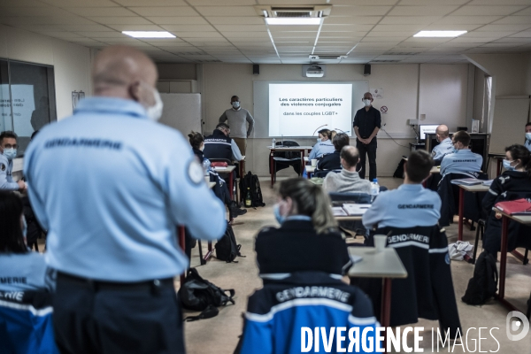 Gendarmerie, formation aux violences conjugales dans les couples homosexuels.