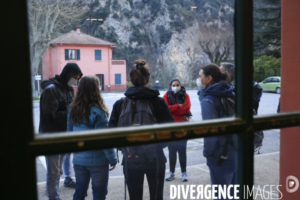 Chantier solidaire dans la vallée de la Roya. Une fois par semaine ,Emmaus Roya organise un chantier solidaire avec des compagnons et des benevoles pour reconstruire la vallée de la Roya dévastée par les inondations dues à la tempête Alex du 2/10/20