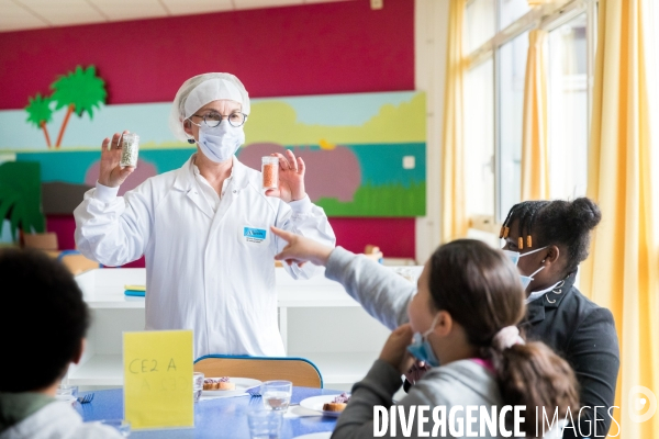 Menu végétarien en cantine scolaire