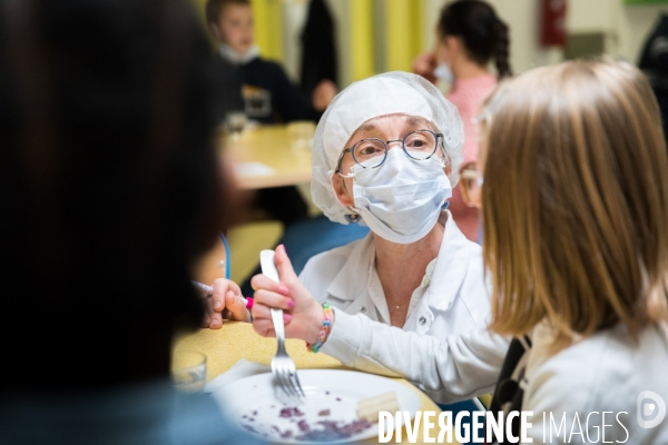 Menu végétarien en cantine scolaire