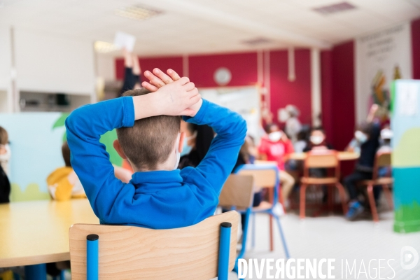 Menu végétarien en cantine scolaire