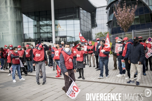 Manifestation contre le PSE chez AccorHotels