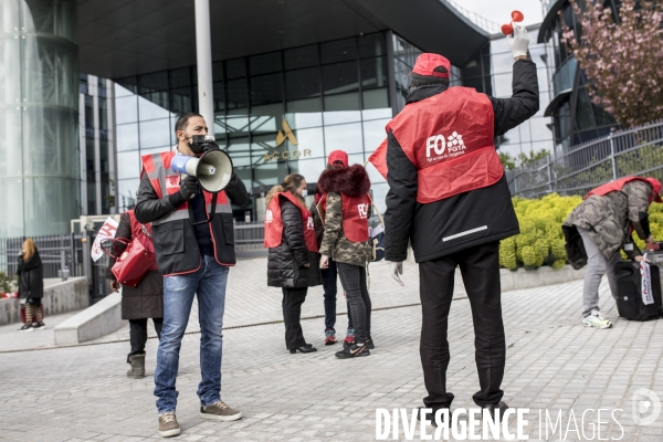 Manifestation contre le PSE chez AccorHotels