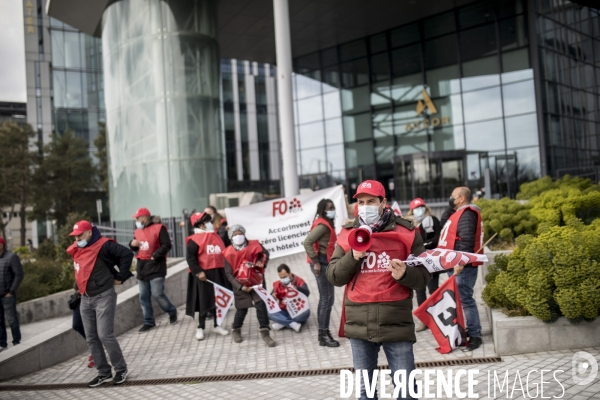 Manifestation contre le PSE chez AccorHotels