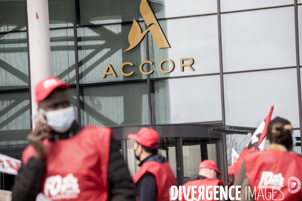 Manifestation contre le PSE chez AccorHotels