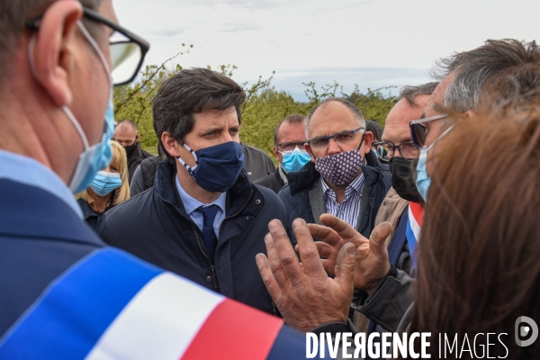 Episode de gel, Julien Denormandie à la rencontre des arboriculteurs