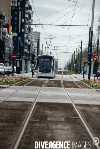 Tramway T9. De Porte de Choisy à Orly