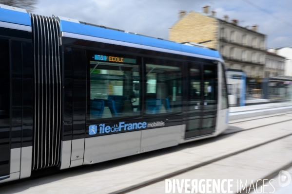 Tramway T9. De Porte de Choisy à Orly