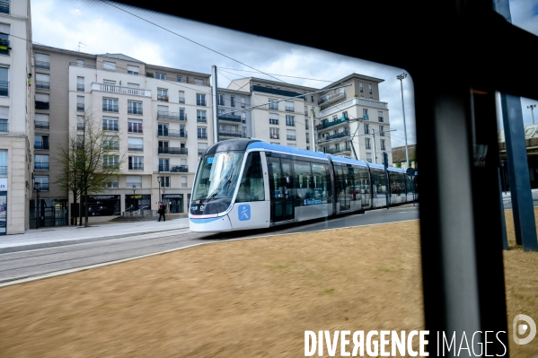 Tramway T9. De Porte de Choisy à Orly