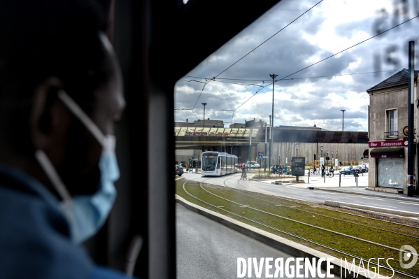 Tramway T9. De Porte de Choisy à Orly