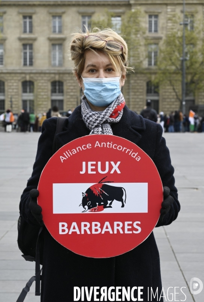 Cause animale : happening contre la CORRIDA.