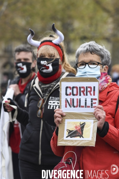 Cause animale : happening contre la CORRIDA.