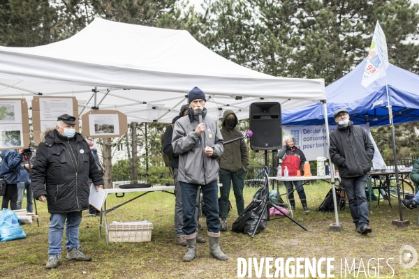 Rassemblement contre le village des Médias (JO 2024)