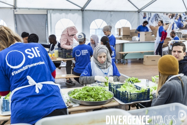 Les tables du Ramadan  organisées par le Secours Islamique France (SIF)