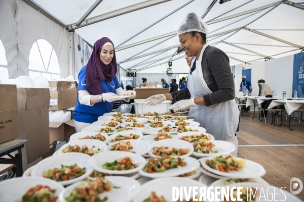 Les tables du Ramadan  organisées par le Secours Islamique France (SIF)