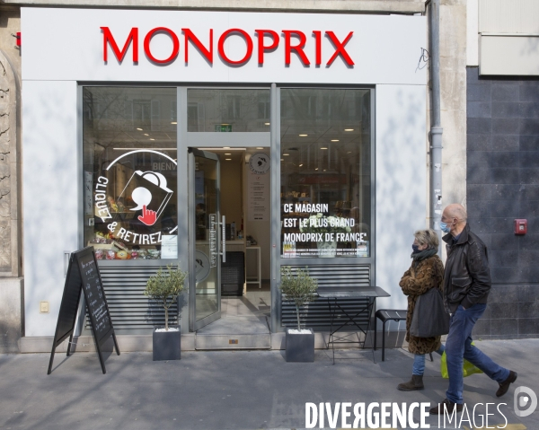 Monoprix  premier drive pieton rue de la motte picquet