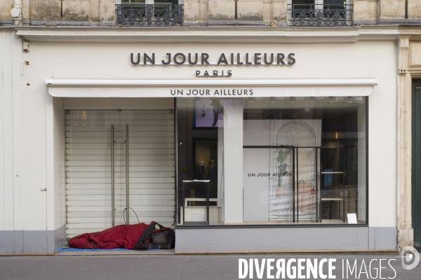 Sans abris a la rue, paris.