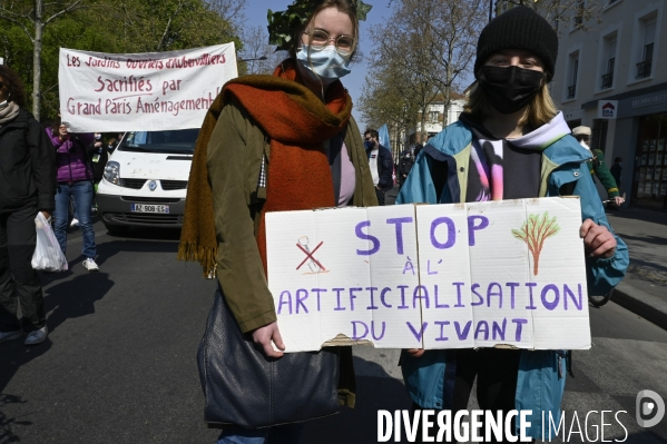 Marche contre le projet de détruire les jardins partagés d Aubervilliers afin d y construire un SPA et SOLARIUM.