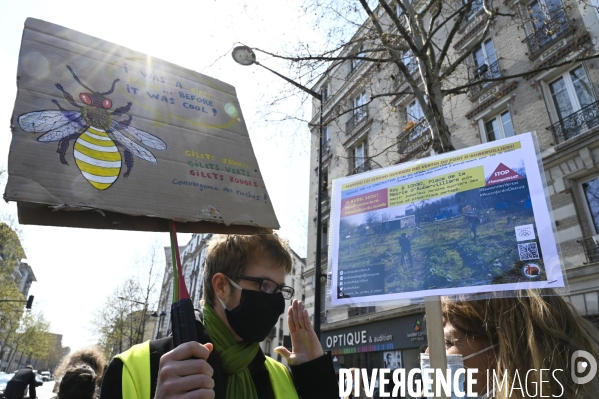 Marche contre le projet de détruire les jardins partagés d Aubervilliers afin d y construire un SPA et SOLARIUM.