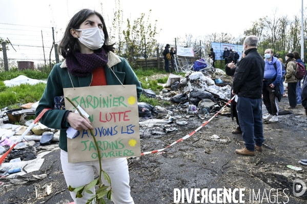 Marche contre le projet de détruire les jardins partagés d Aubervilliers afin d y construire un SPA et SOLARIUM.