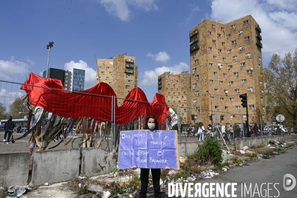 Marche contre le projet de détruire les jardins partagés d Aubervilliers afin d y construire un SPA et SOLARIUM.