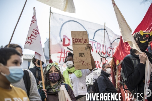 Manifestation pour sauver les jardins ouvriers d Aubervilliers