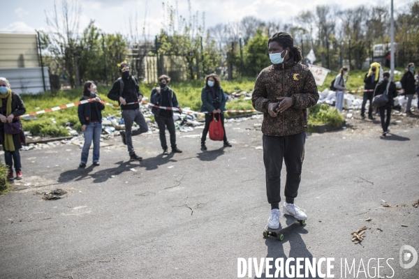 Manifestation pour sauver les jardins ouvriers d Aubervilliers