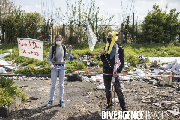 Manifestation pour sauver les jardins ouvriers d Aubervilliers