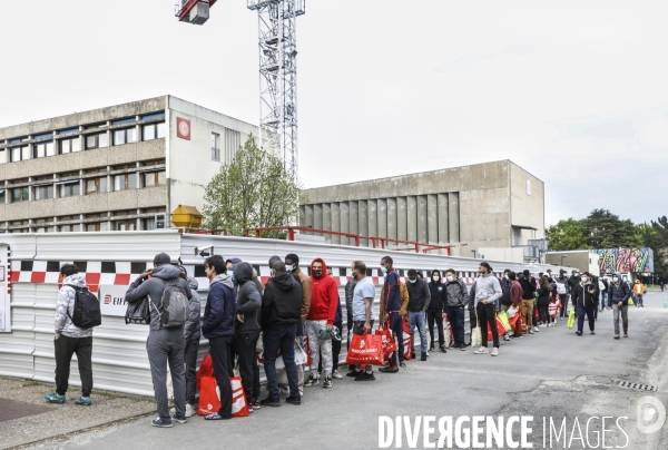 Association Musulmane de Talence effectue une distribution alimentaire pour les étudiants