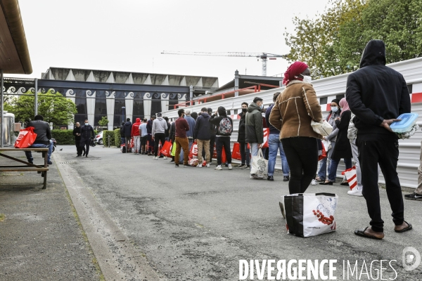 Association Musulmane de Talence effectue une distribution alimentaire pour les étudiants