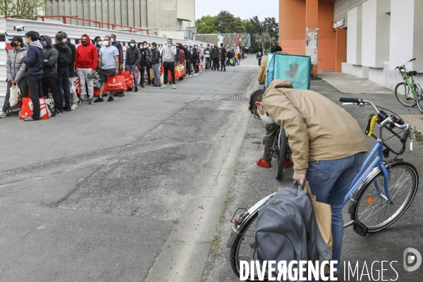 Association Musulmane de Talence effectue une distribution alimentaire pour les étudiants