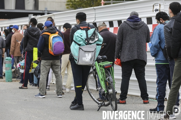 Association Musulmane de Talence effectue une distribution alimentaire pour les étudiants