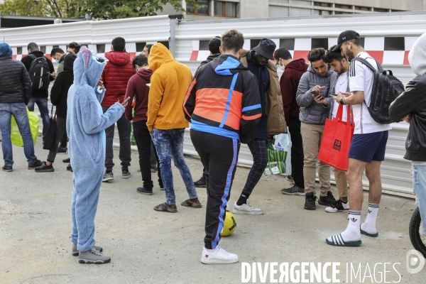 Association Musulmane de Talence effectue une distribution alimentaire pour les étudiants