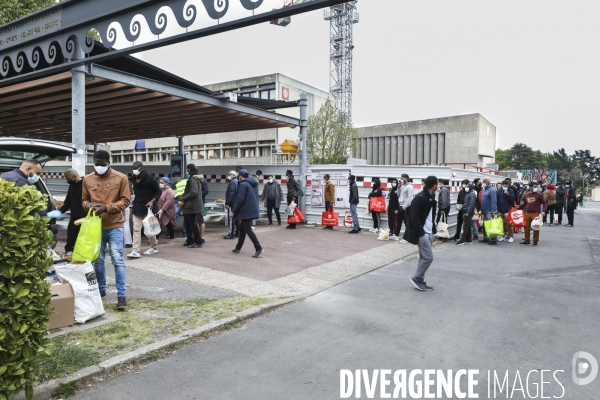 Association Musulmane de Talence effectue une distribution alimentaire pour les étudiants