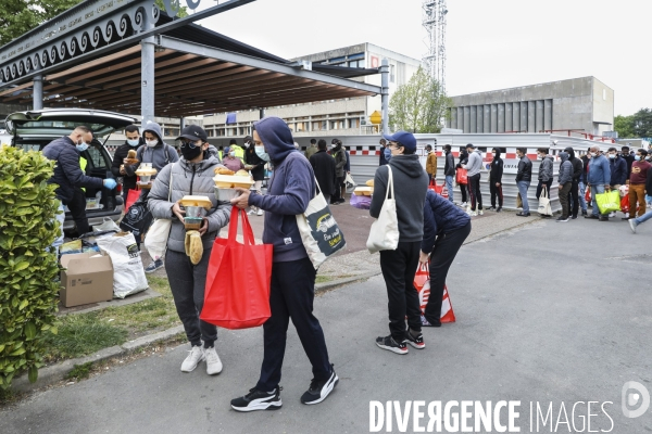 Association Musulmane de Talence effectue une distribution alimentaire pour les étudiants