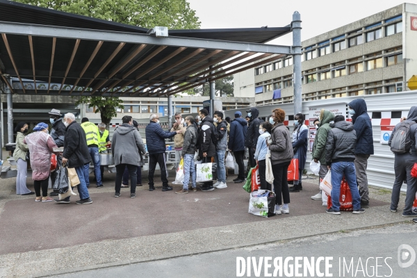 Association Musulmane de Talence effectue une distribution alimentaire pour les étudiants