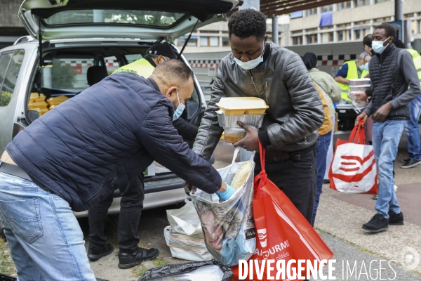 Association Musulmane de Talence effectue une distribution alimentaire pour les étudiants