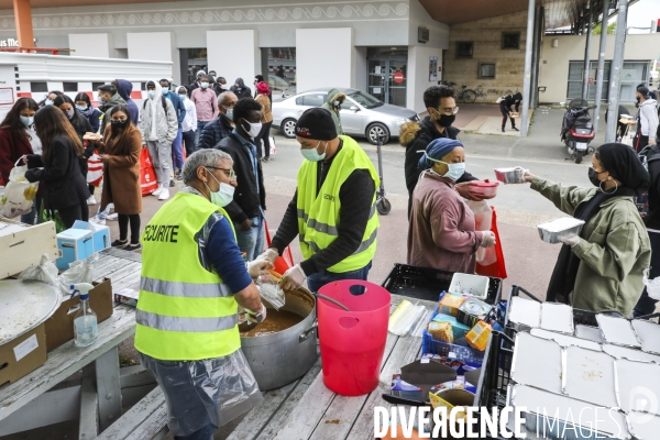 Association Musulmane de Talence effectue une distribution alimentaire pour les étudiants