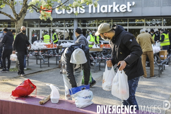 L association  Rassemblement des Musulmans de Pessac  organise une distribution alimentaire sur le campus de Talence