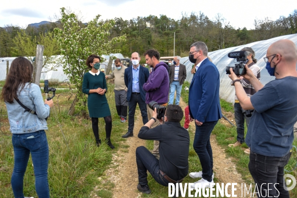 Najat Vallaud-Belkacem en campagne