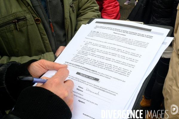 Manifestation pour la révocation de Georges Tron et conseil municipal.